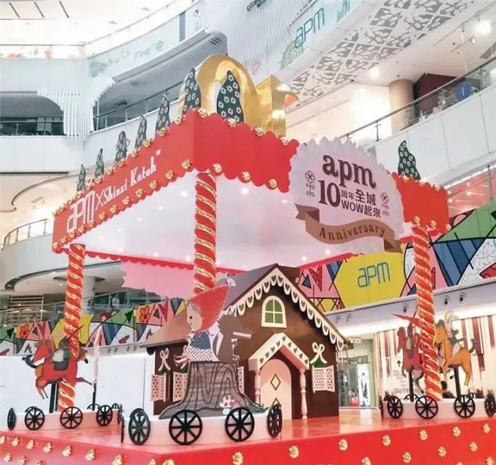 廣告行業(yè)彩白彩、KT板、雙面吊旗，廣告人要抓住圣誕節(jié)商機。
